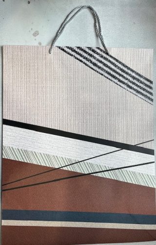 Dísztáska 43*54 cm barna, világos, csíkos
