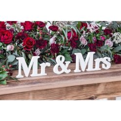 MR & MRS FEHÉR SZÍNŰ FA DEKORÁCIÓ