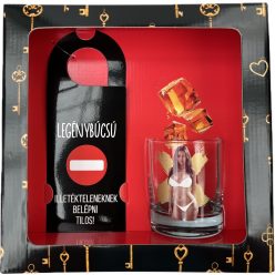 Legénybúcsús vetkőzős pohár barna hajú nő 