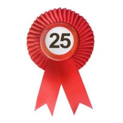   Piros Szalagos 25-ös Sebességkorlátozó Szülinapi Számos Parti Kitűző